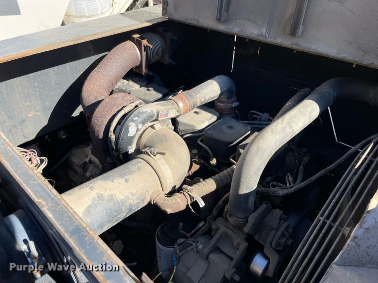 image for item DP0226 1994 Loraine LRT230E  crane