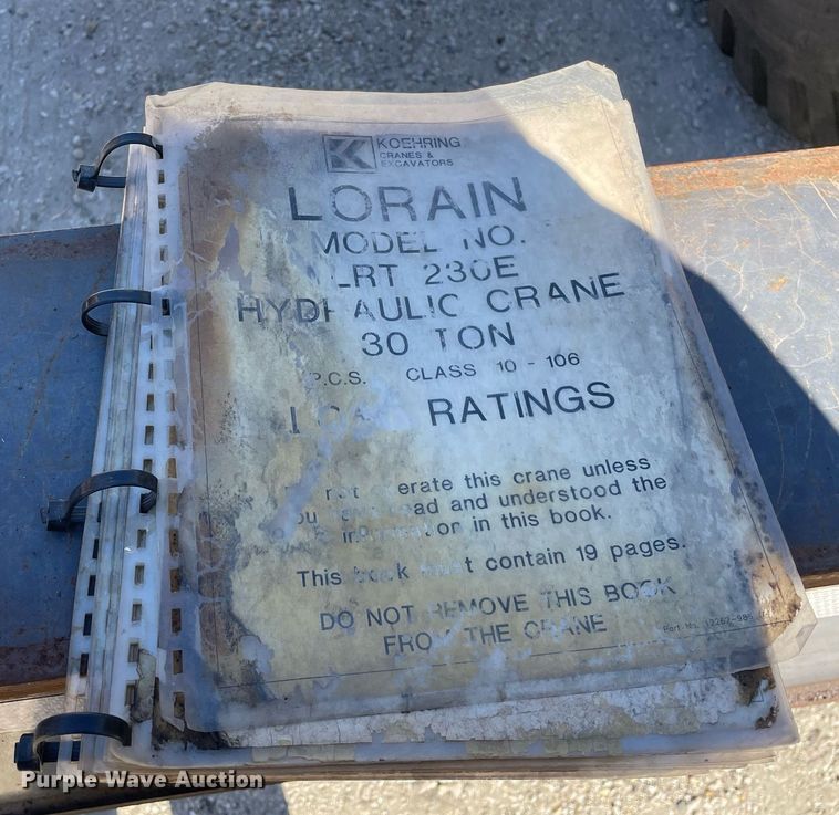 image for item DP0226 1994 Loraine LRT230E  crane