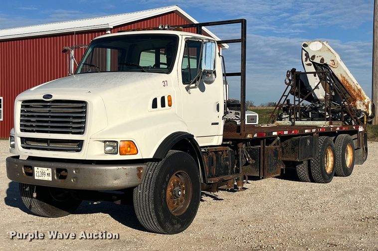 image for item DP2130 1999 Sterling A9500  crane truck
