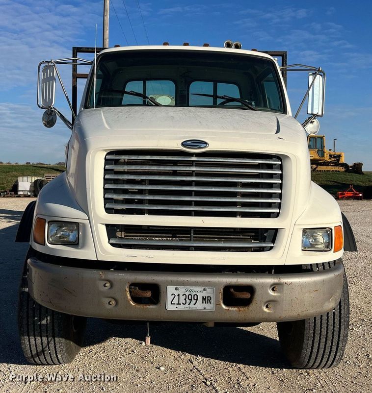 image for item DP2130 1999 Sterling A9500  crane truck