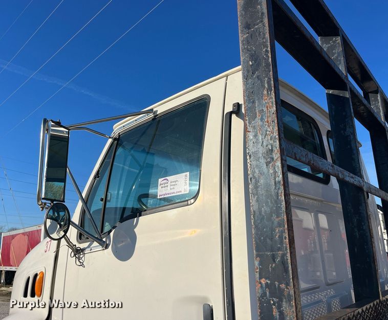 image for item DP2130 1999 Sterling A9500  crane truck