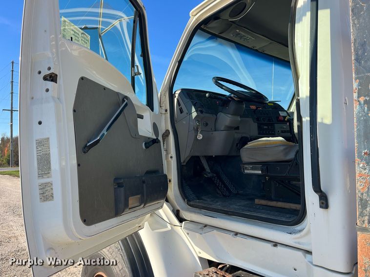 image for item DP2130 1999 Sterling A9500  crane truck