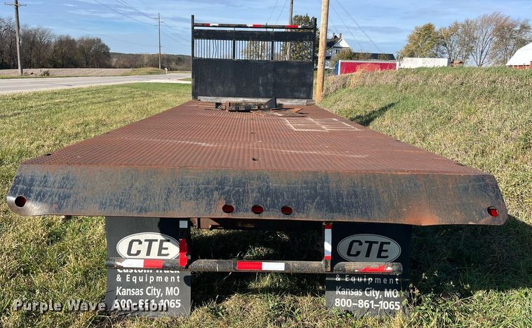 image for item DP2130 1999 Sterling A9500  crane truck