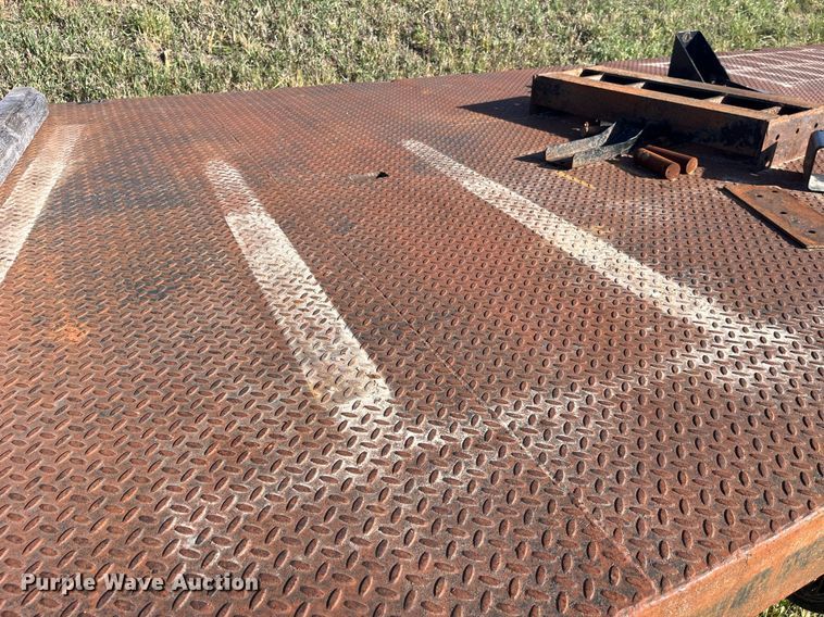 image for item DP2130 1999 Sterling A9500  crane truck