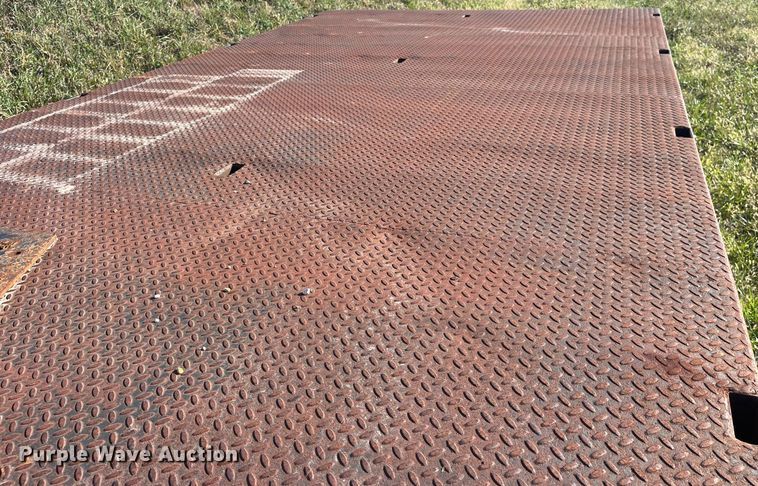 image for item DP2130 1999 Sterling A9500  crane truck