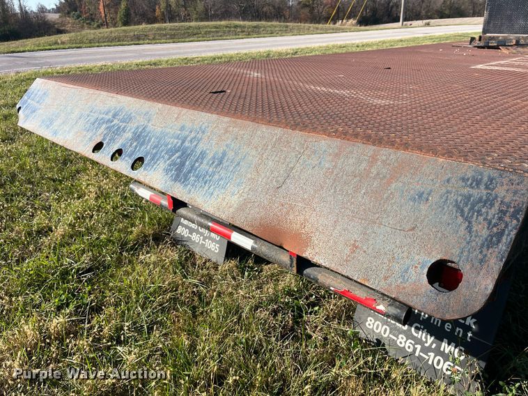 image for item DP2130 1999 Sterling A9500  crane truck