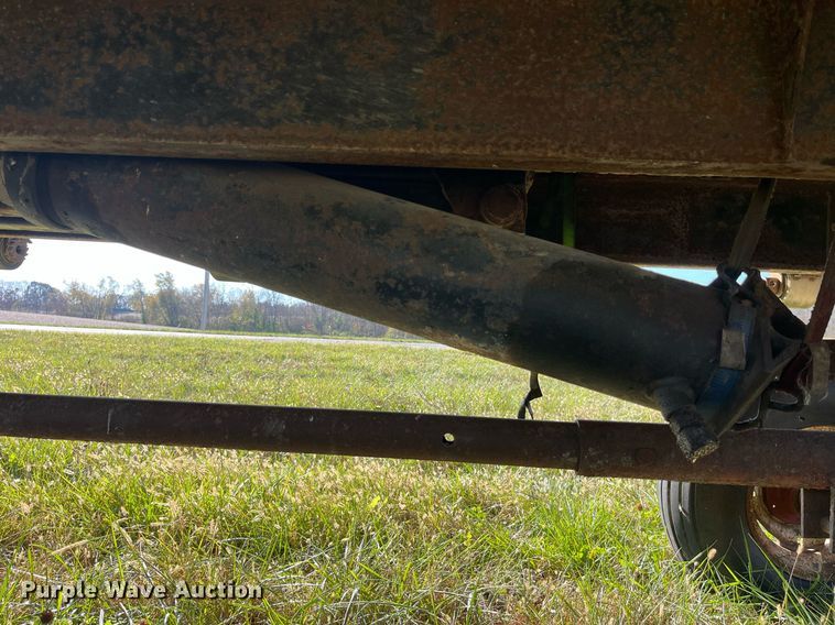 image for item DP2130 1999 Sterling A9500  crane truck