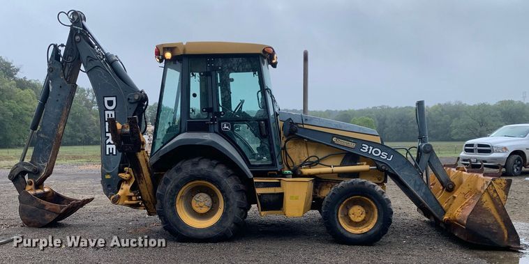 image for item DP8731 2011 John Deere 310SJ  backhoe