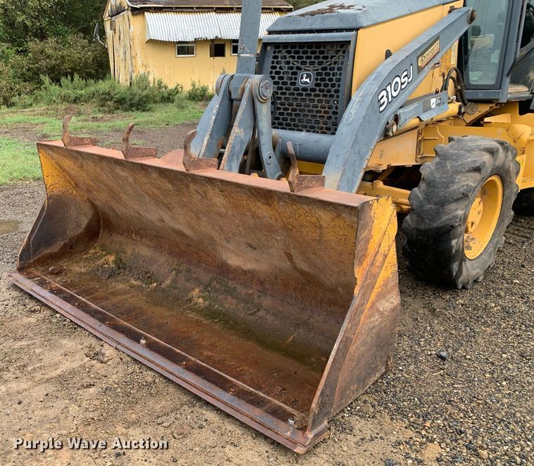 image for item DP8731 2011 John Deere 310SJ  backhoe