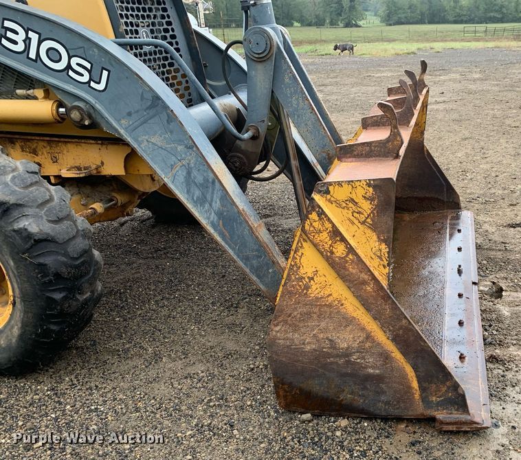 image for item DP8731 2011 John Deere 310SJ  backhoe