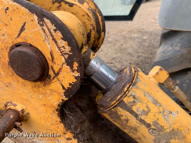 image for item DP8731 2011 John Deere 310SJ  backhoe