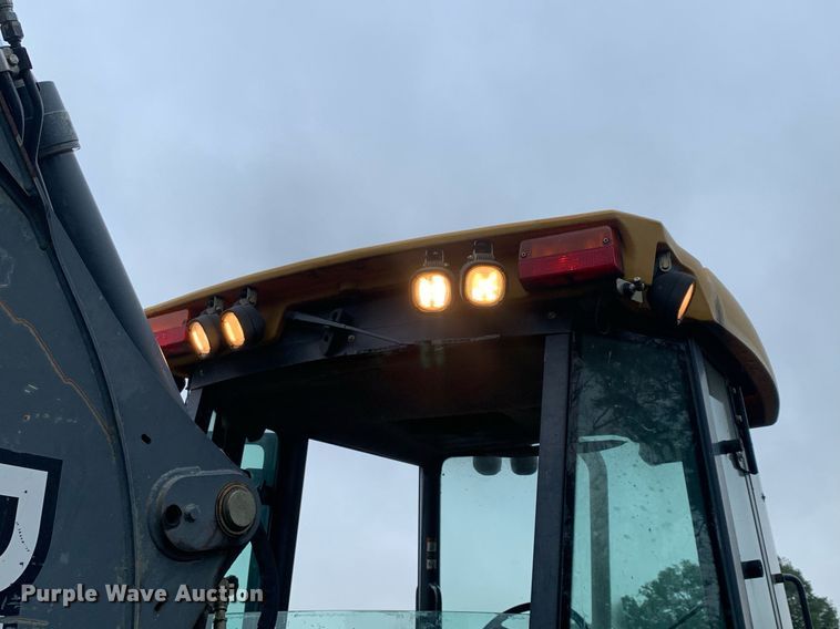 image for item DP8731 2011 John Deere 310SJ  backhoe