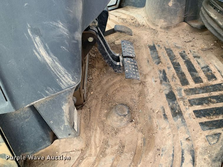 image for item DP8731 2011 John Deere 310SJ  backhoe