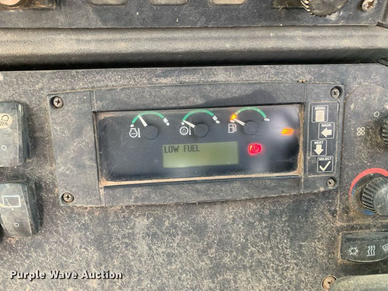 image for item DP8731 2011 John Deere 310SJ  backhoe