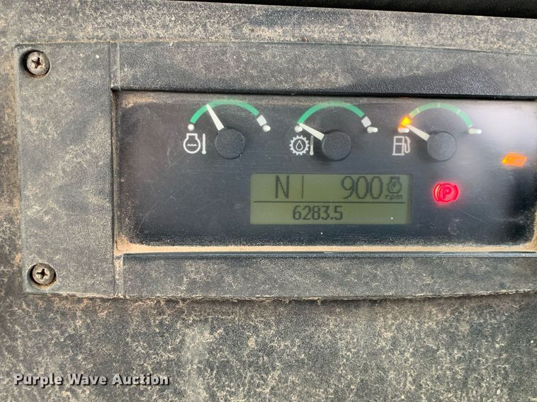 image for item DP8731 2011 John Deere 310SJ  backhoe