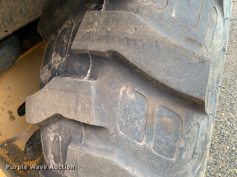 image for item DP8731 2011 John Deere 310SJ  backhoe