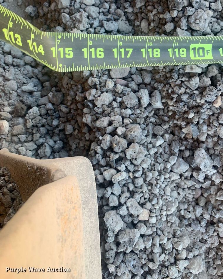 image for item DP8741 2018 Caterpillar D6T LGP  dozer