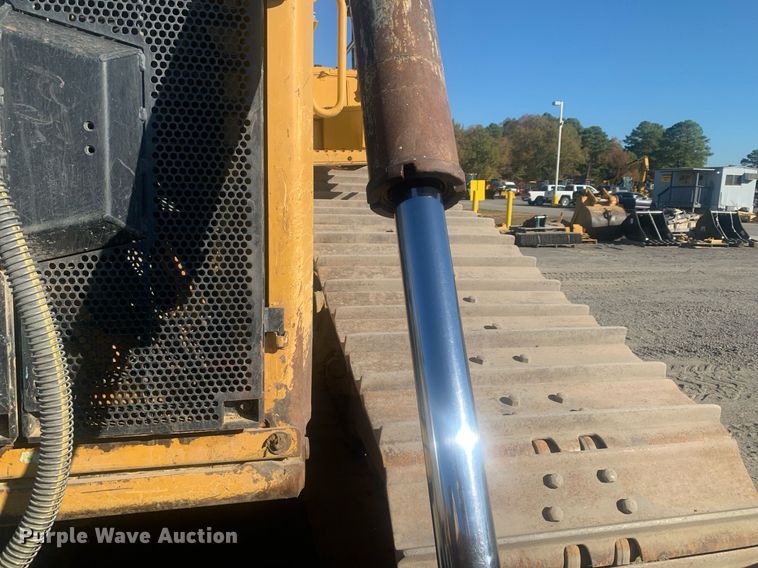 image for item DP8741 2018 Caterpillar D6T LGP  dozer