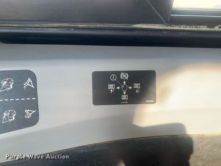 image for item DP8741 2018 Caterpillar D6T LGP  dozer