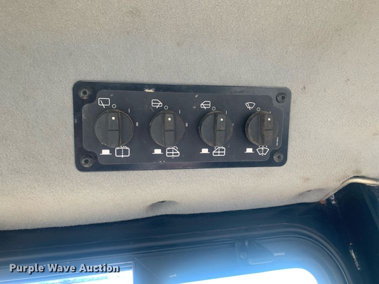 image for item DP8741 2018 Caterpillar D6T LGP  dozer