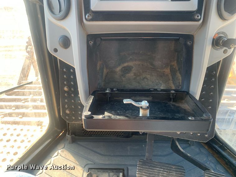 image for item DP8741 2018 Caterpillar D6T LGP  dozer