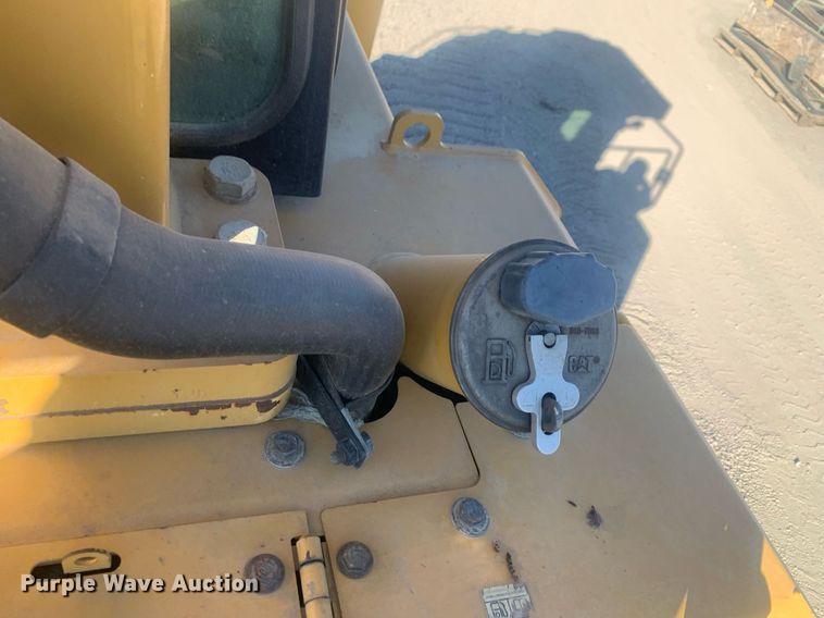 image for item DP8741 2018 Caterpillar D6T LGP  dozer