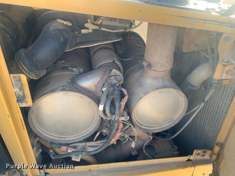 image for item DP8741 2018 Caterpillar D6T LGP  dozer