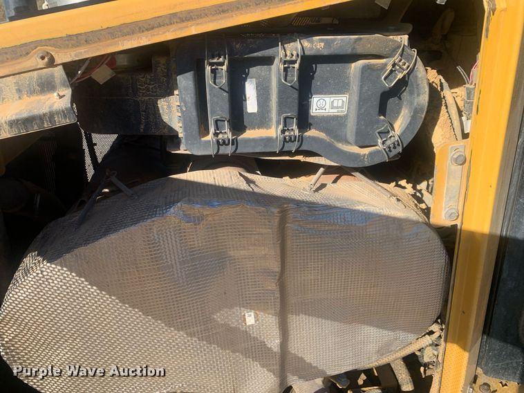 image for item DP8741 2018 Caterpillar D6T LGP  dozer