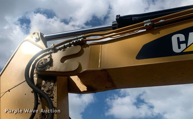 image for item DP8742 2019 Caterpillar 349FL  excavator
