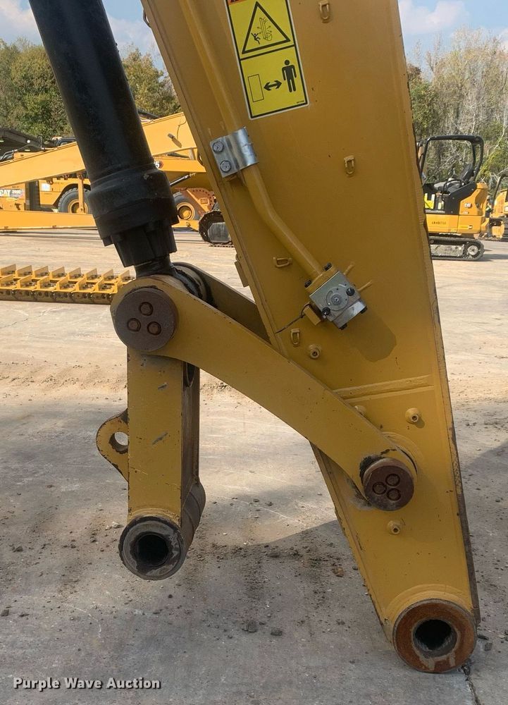 image for item DP8742 2019 Caterpillar 349FL  excavator