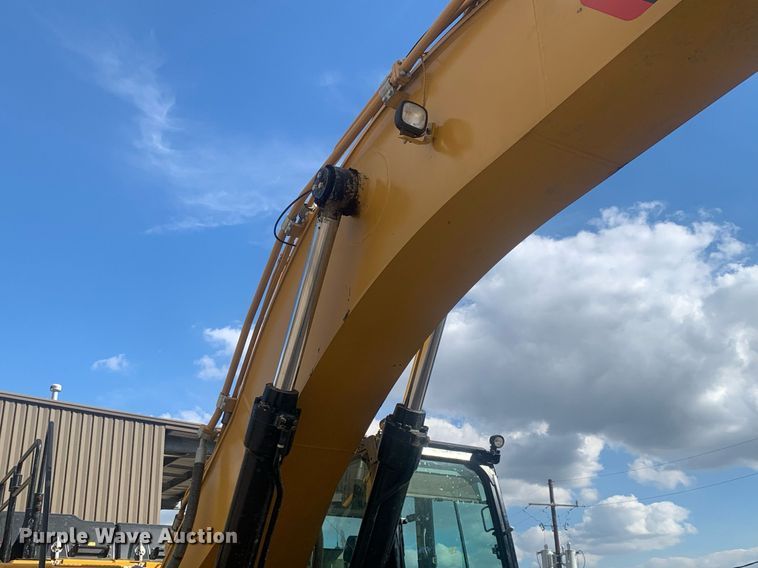 image for item DP8742 2019 Caterpillar 349FL  excavator