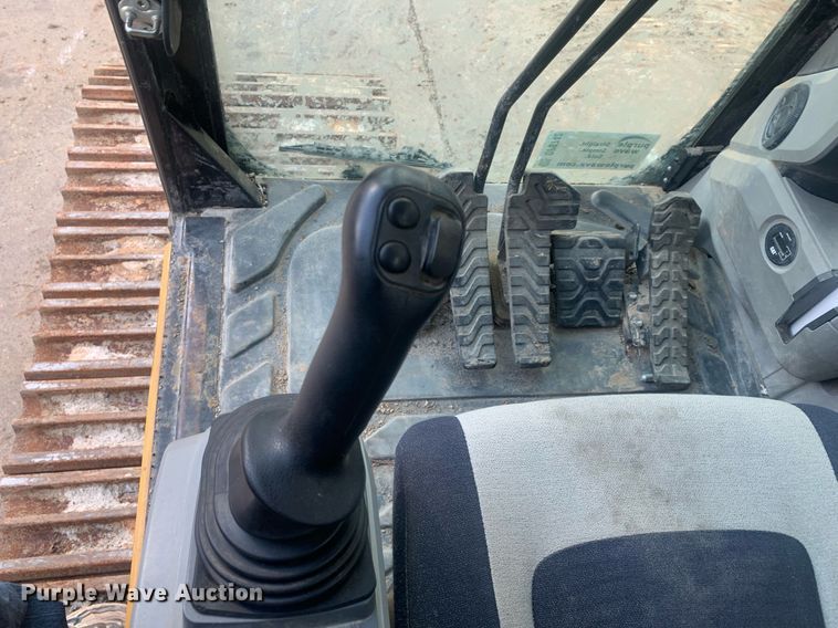 image for item DP8742 2019 Caterpillar 349FL  excavator