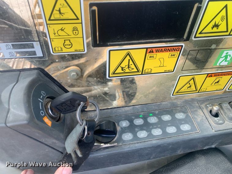 image for item DP8742 2019 Caterpillar 349FL  excavator