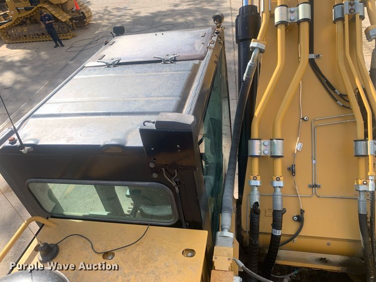 image for item DP8742 2019 Caterpillar 349FL  excavator