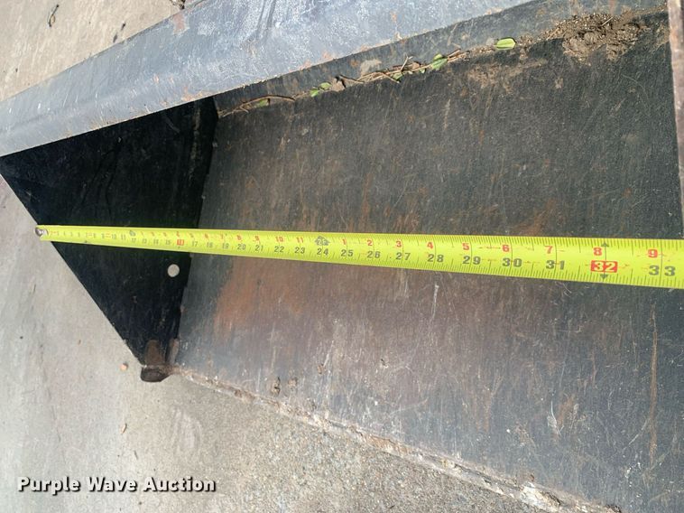 image for item DP8749 2016 Toro 22327  compact utility loader