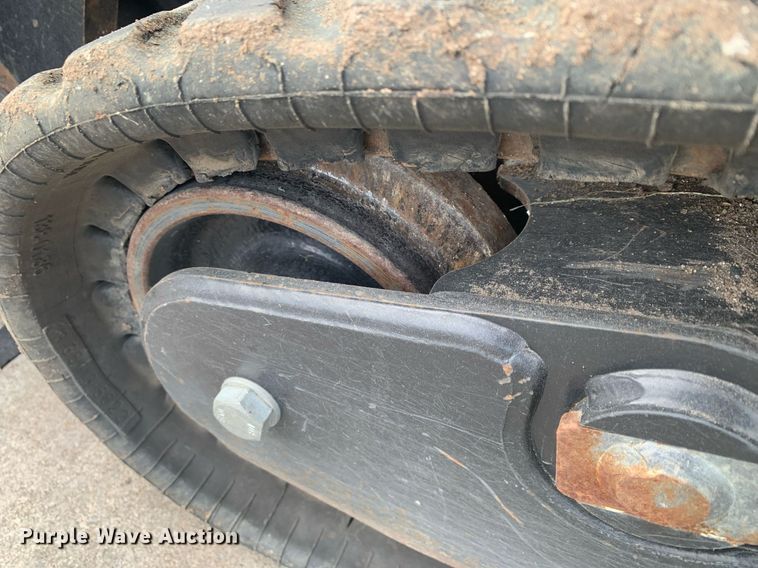 image for item DP8749 2016 Toro 22327  compact utility loader