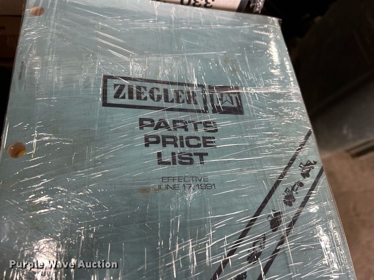 image for item DQ1029 Service and parts manuals