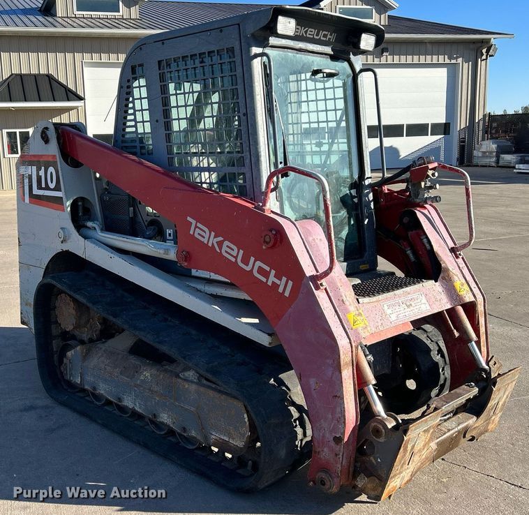 image for item DQ1045 2015 Takeuchi TL10  tracked skid steer loader