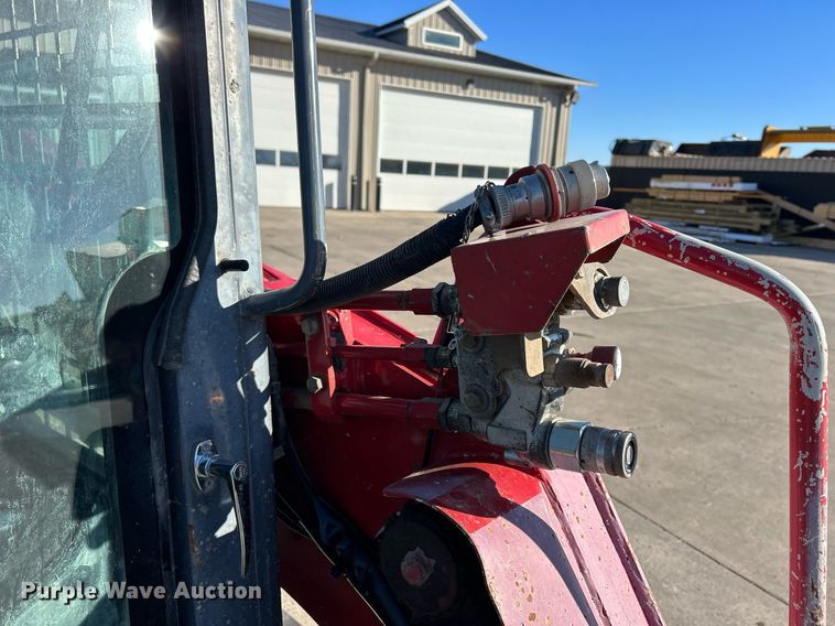 image for item DQ1045 2015 Takeuchi TL10  tracked skid steer loader