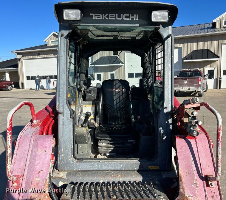 image for item DQ1045 2015 Takeuchi TL10  tracked skid steer loader