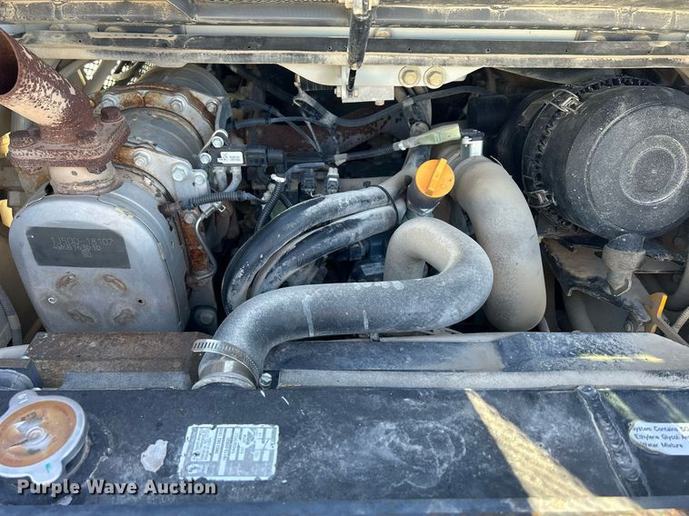 image for item DQ1045 2015 Takeuchi TL10  tracked skid steer loader