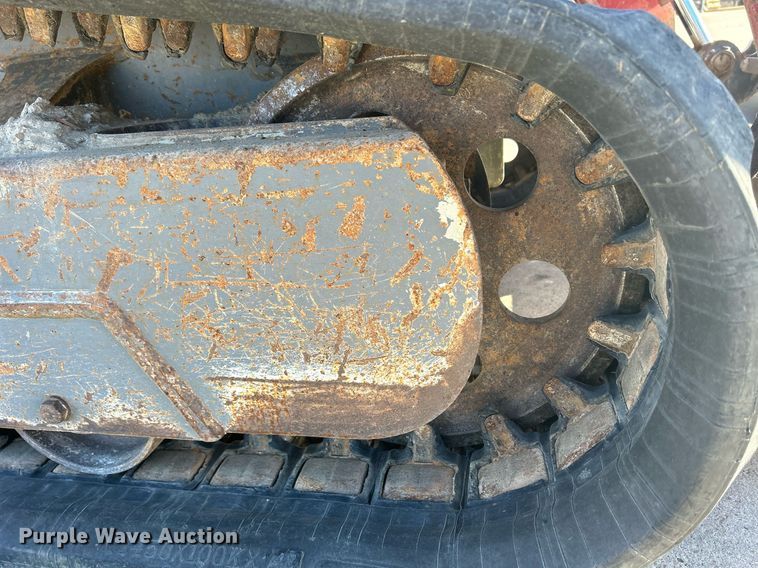 image for item DQ1045 2015 Takeuchi TL10  tracked skid steer loader