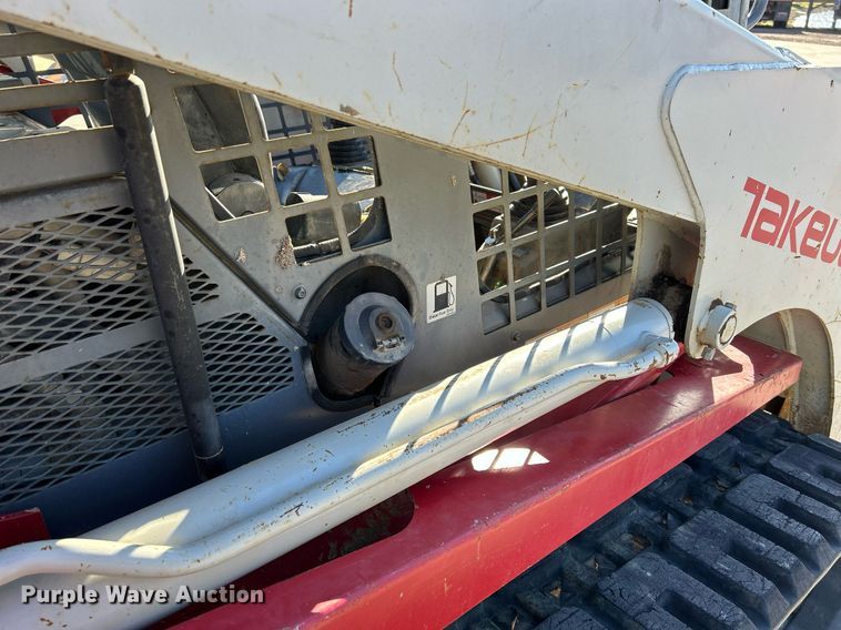 image for item DQ1046 2012 Takeuchi TL240  tracked skid steer loader