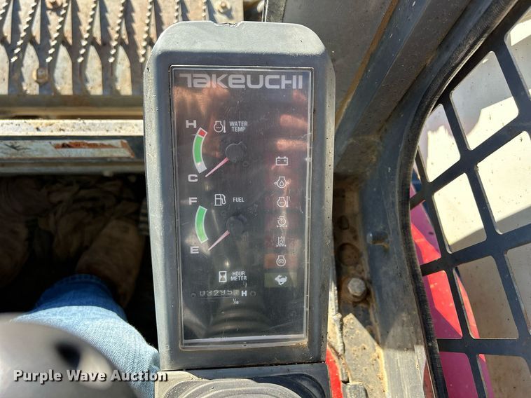 image for item DQ1046 2012 Takeuchi TL240  tracked skid steer loader