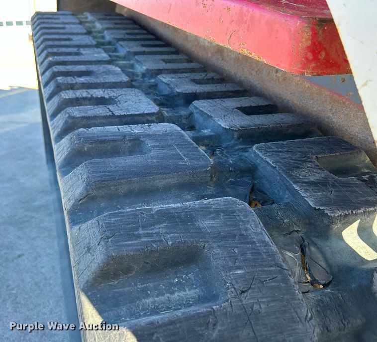 image for item DQ1046 2012 Takeuchi TL240  tracked skid steer loader