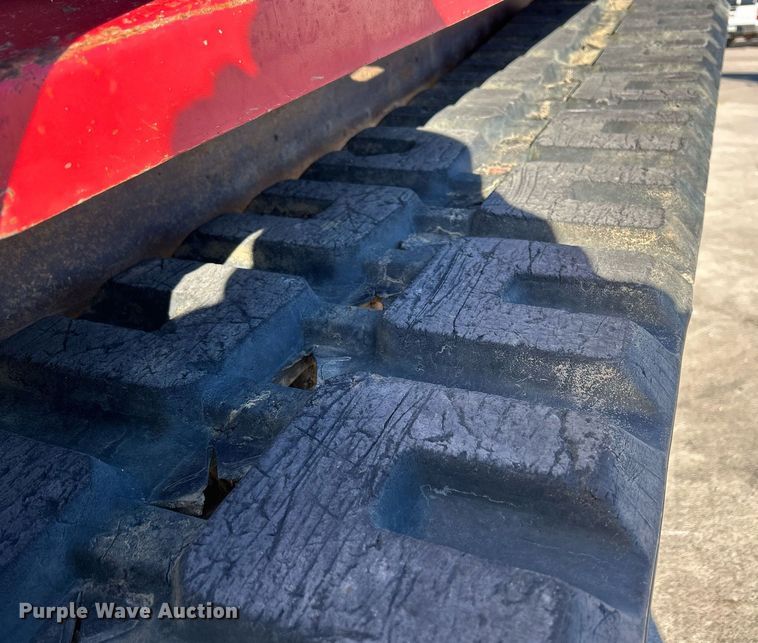 image for item DQ1046 2012 Takeuchi TL240  tracked skid steer loader