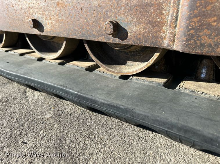 image for item DQ1046 2012 Takeuchi TL240  tracked skid steer loader