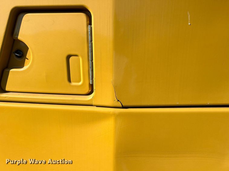 image for item DQ1051 2016 Caterpillar 730C  haul truck