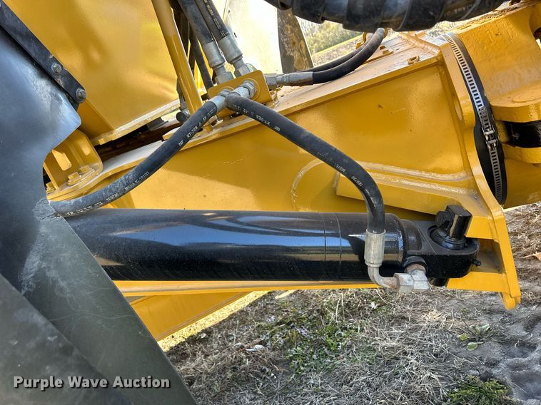 image for item DQ1051 2016 Caterpillar 730C  haul truck