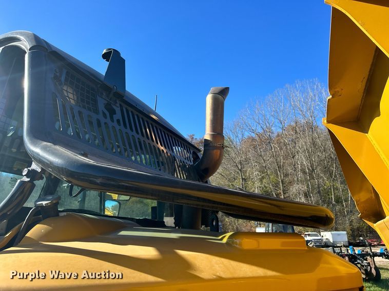 image for item DQ1051 2016 Caterpillar 730C  haul truck